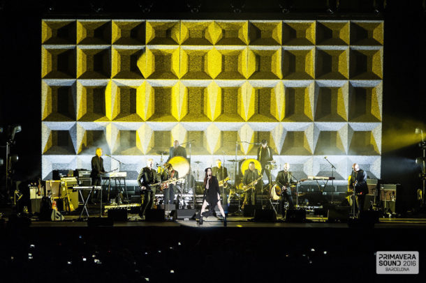 Φωτογραφία της PJ Harvey και της all-star μπάντας Release Athens Festival 2016