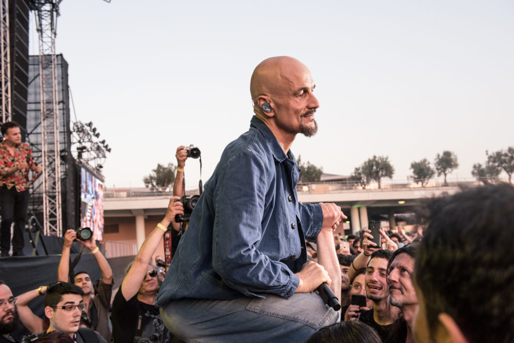 Ο Tim Booth των James στη σκηνή του Release Athens Festival 2019