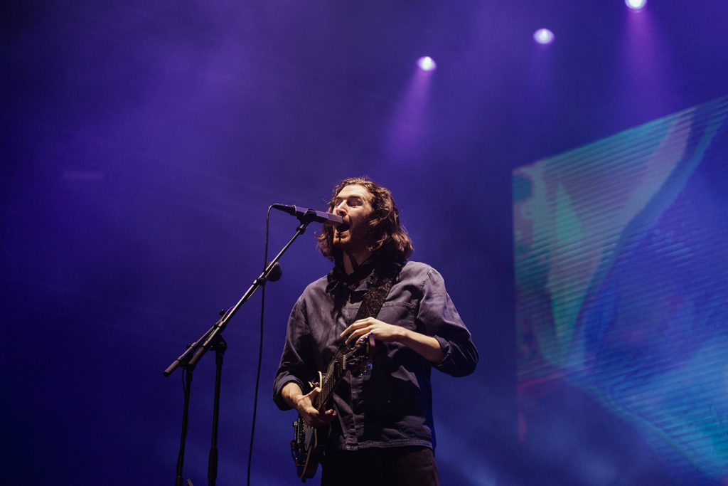 Ο Hozier στη σκηνή του Release Athens Festival 2019