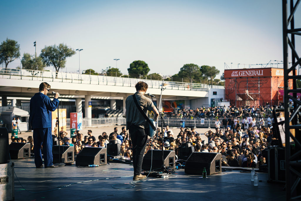 Οι Fontaines Dc στη σκηνή του Release Athens Festival 2019