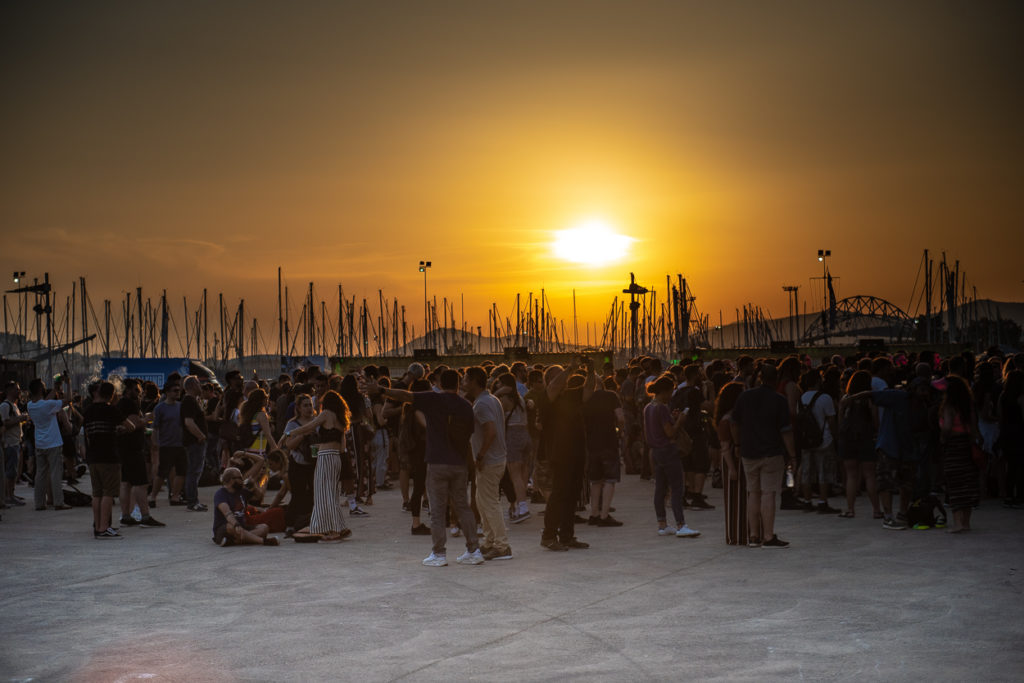 Ηλιοβασίλεμα και κοινό στο Release Athens Festival 2019