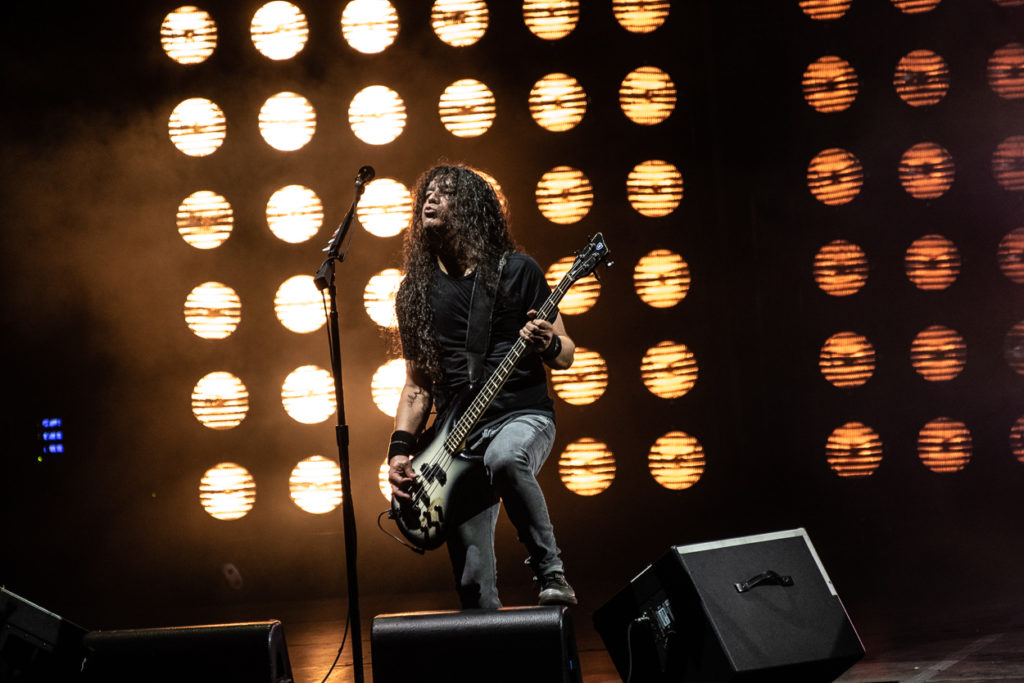 Ο Mike Inez στη σκηνή του Release Athens Festival 2019