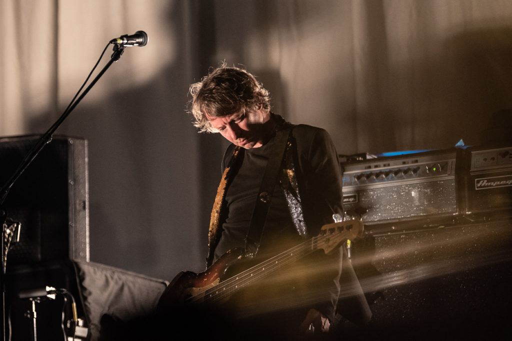 Ο μπασίστας στο Live του Iggy Pop στο Release Athens Festival 2019