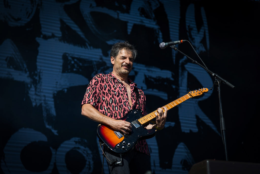 Ο κιθαρίστας των Breath After Coma στη σκηνή του Release Athens Festival 2019
