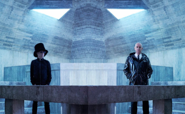 Φωτογραφία των Pet Shop Boys για την ανακοίνωση της προπώλησης των εισιτηρίων στο Release Athens Festival 2020