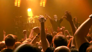 BLIND-GUARDIAN-Mirror-Mirror-(OFFICIAL-LIVE-VIDEO)