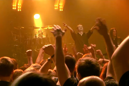 BLIND-GUARDIAN-Mirror-Mirror-(OFFICIAL-LIVE-VIDEO)