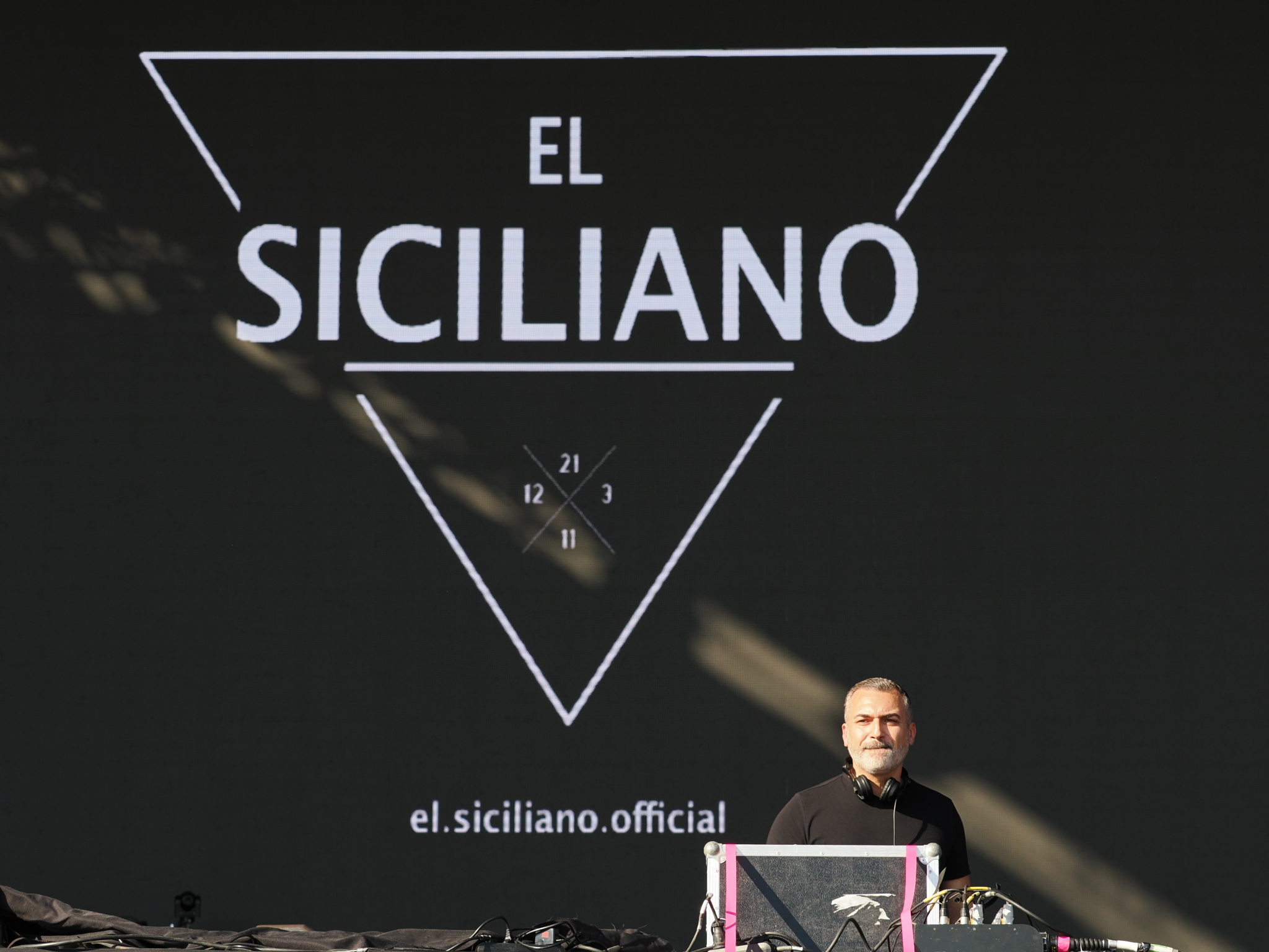 Ο El Siciliano στη σκηνή του Release Athens 2022