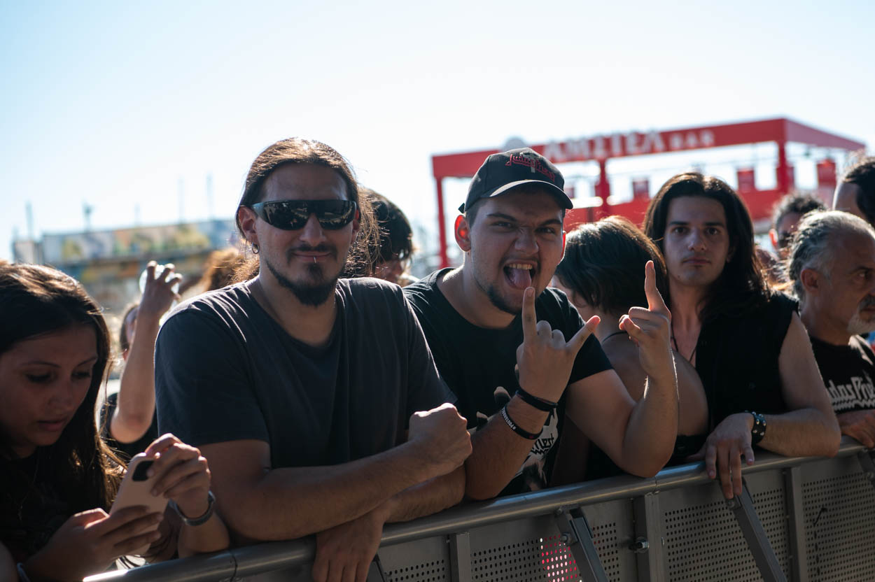 Κοινό 1ης σειράς στην αρχή του Festival