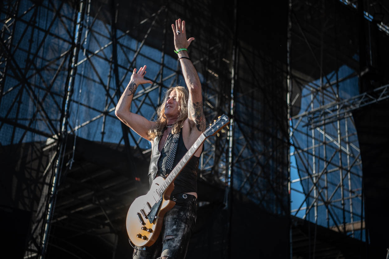 Doug Aldrich from the Dead Daisies at Release Athens 2022