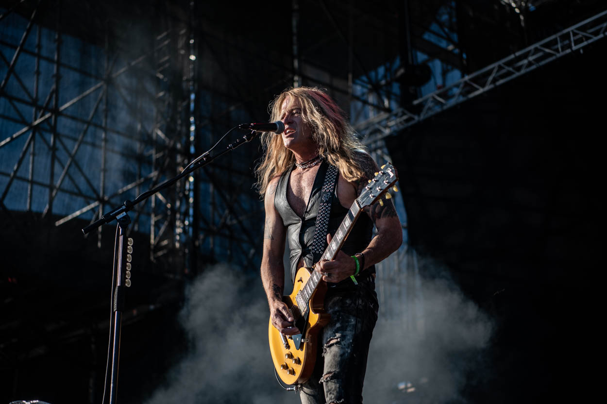 Doug Aldrich from the Dead Daisies at Release Athens 2022