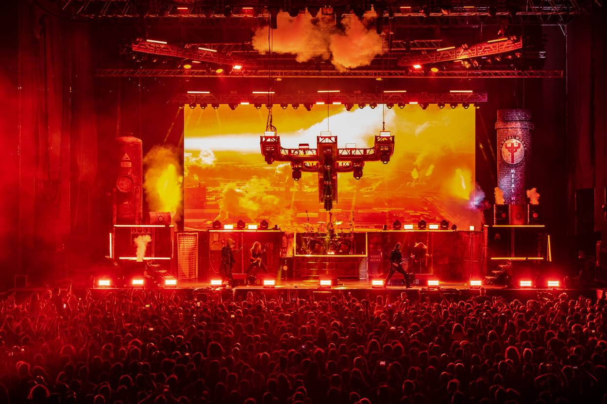 Photo of the stage and the audience at Judas Priest's show