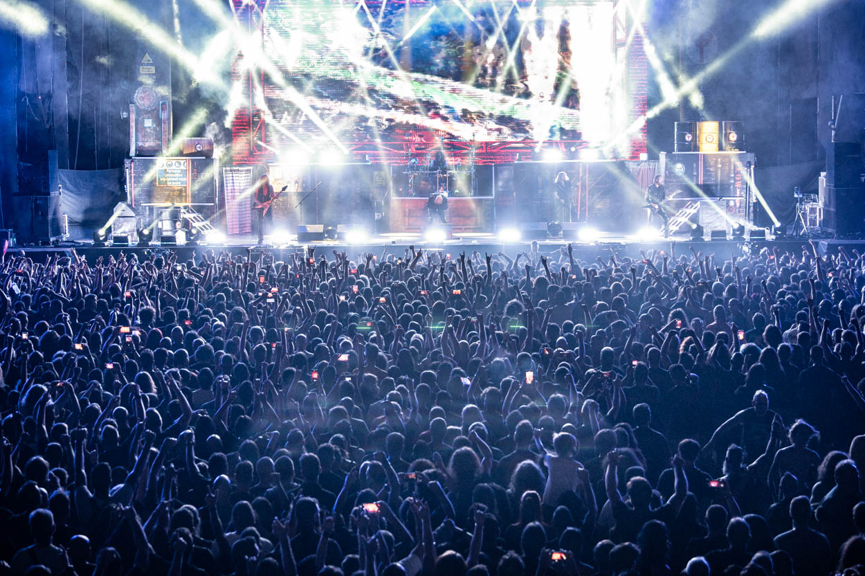 Photo of the stage and the audience at Judas Priest's show