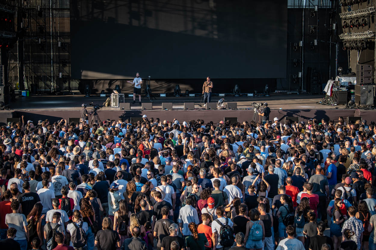 Οι Sleaford Mods στη σκηνή του Release Athens 2022