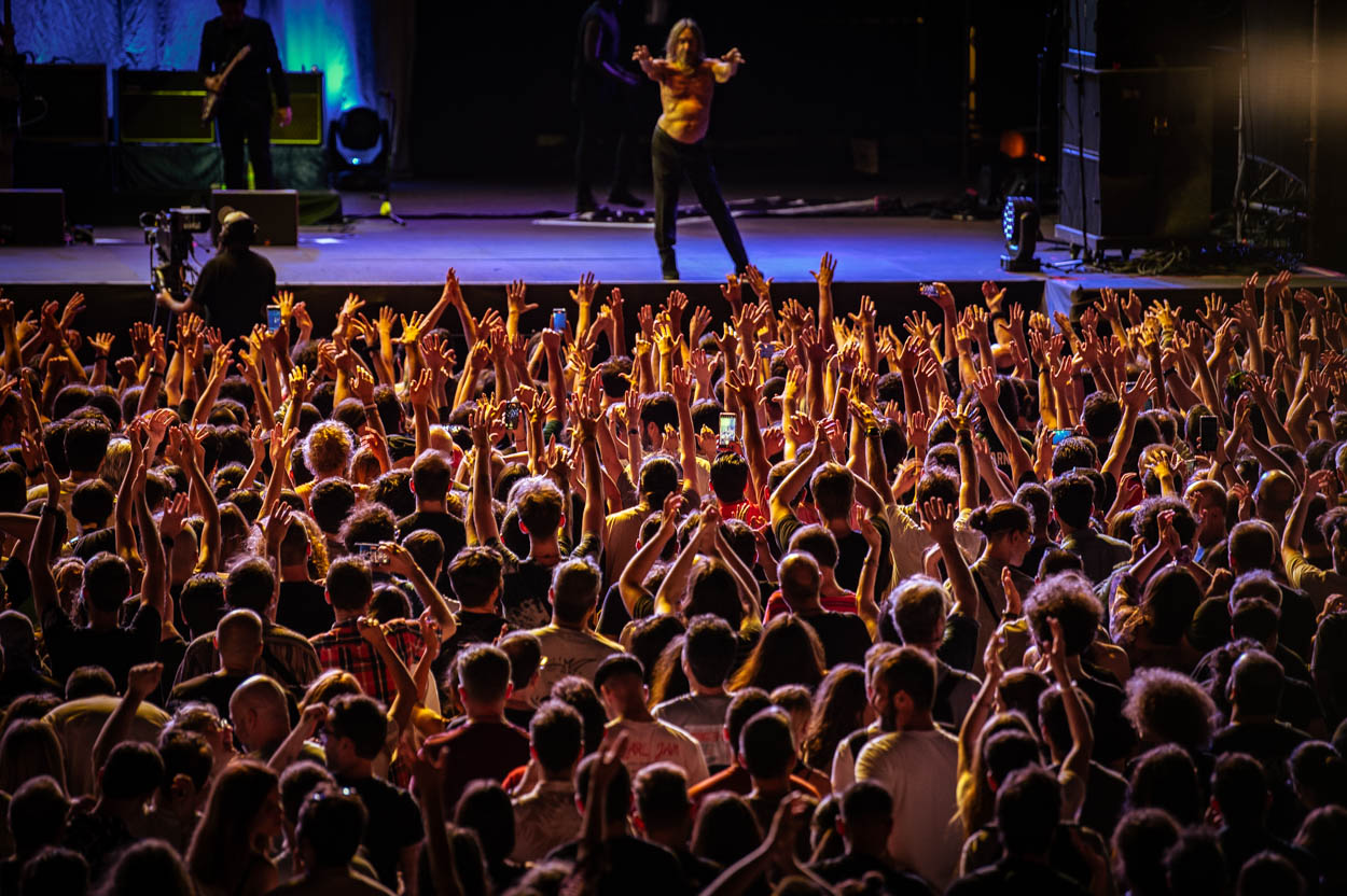 Photo of the audience & Iggy Pop while performing at Release Athens 2022