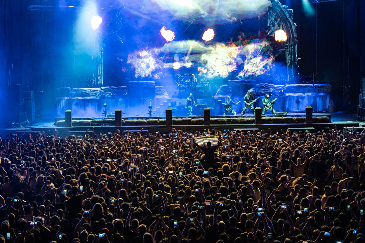 Photo of the stage & the audience at the Sabaton show